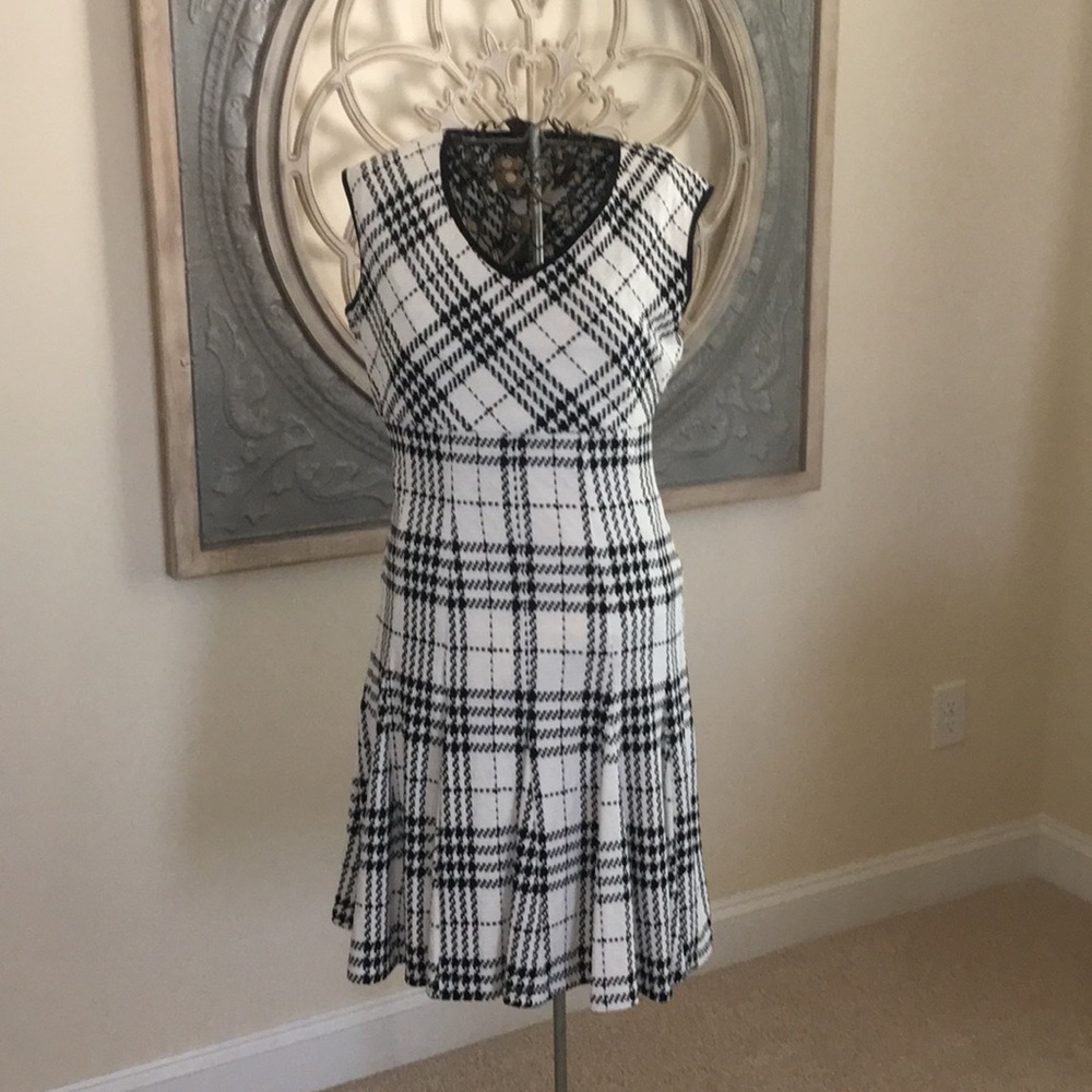 Taylor dress